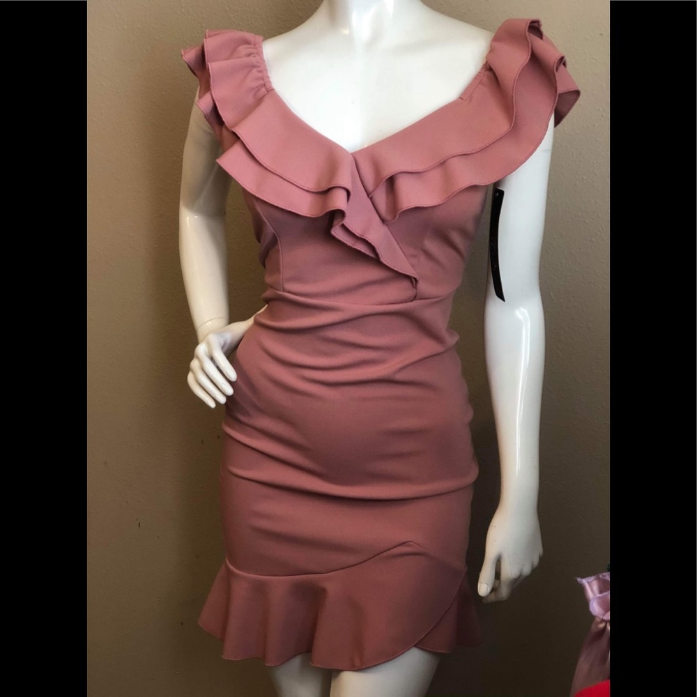 Ruffled shoulder rose dress